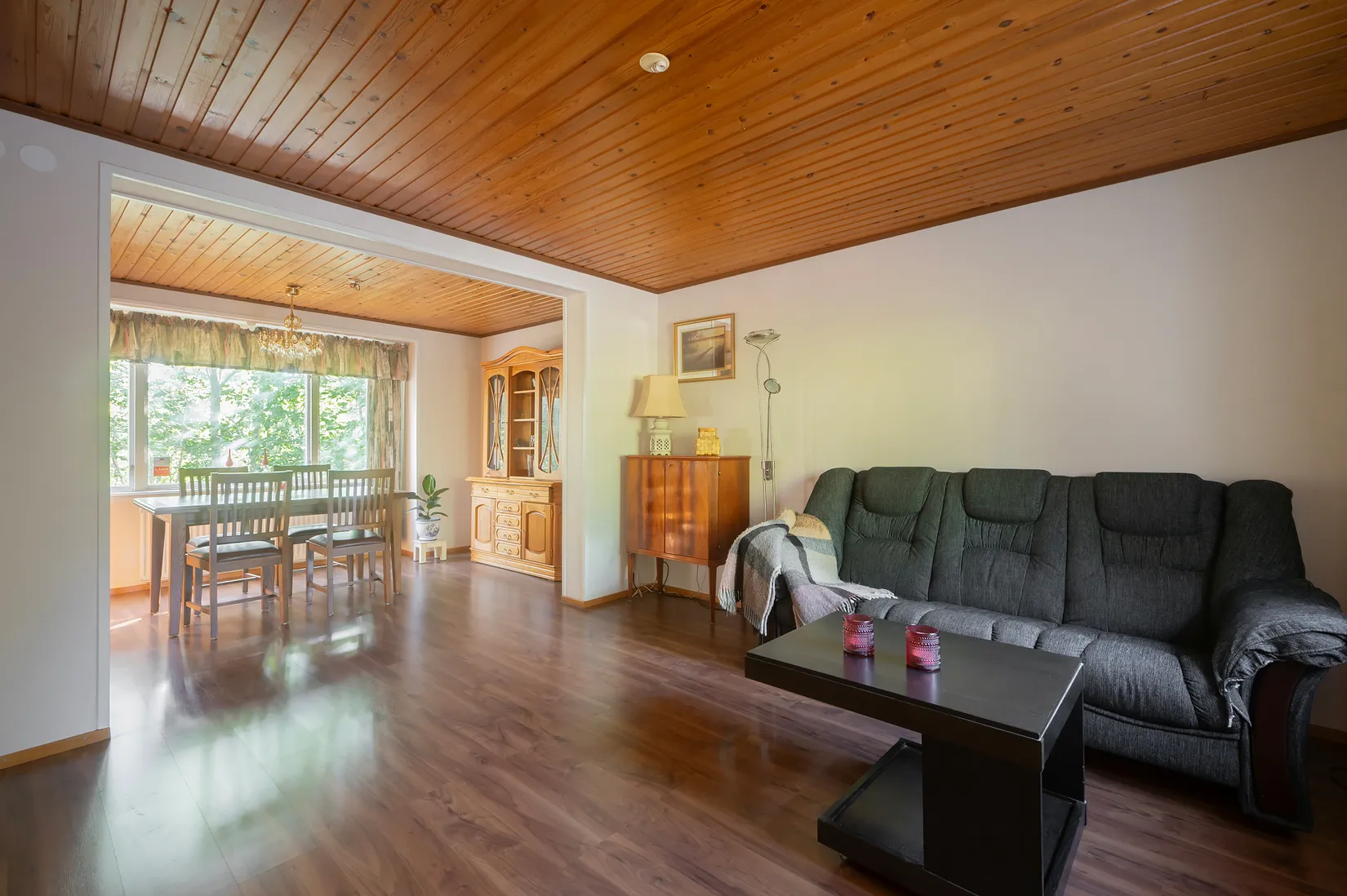 Villa, Renvägen 7, Stuvsta Centrum, Huddinge
