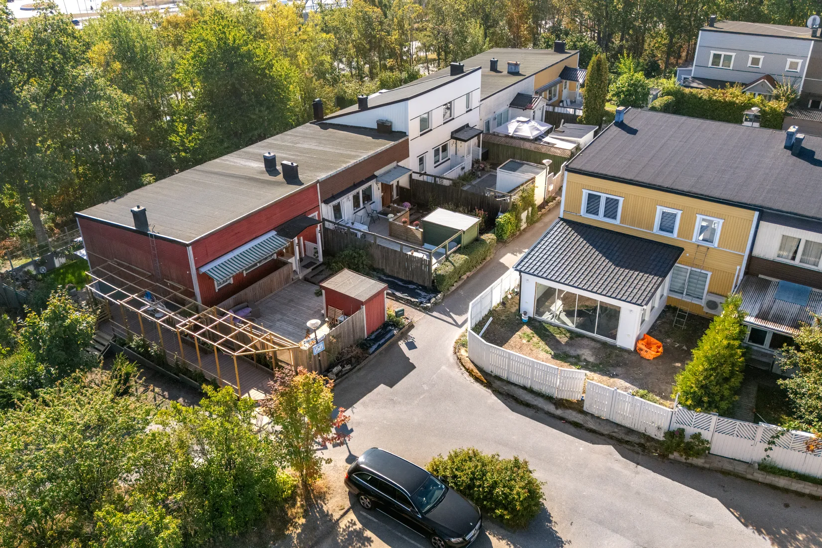 Radhus, Lindholmsbacken 52, Skärholmen, Stockholm