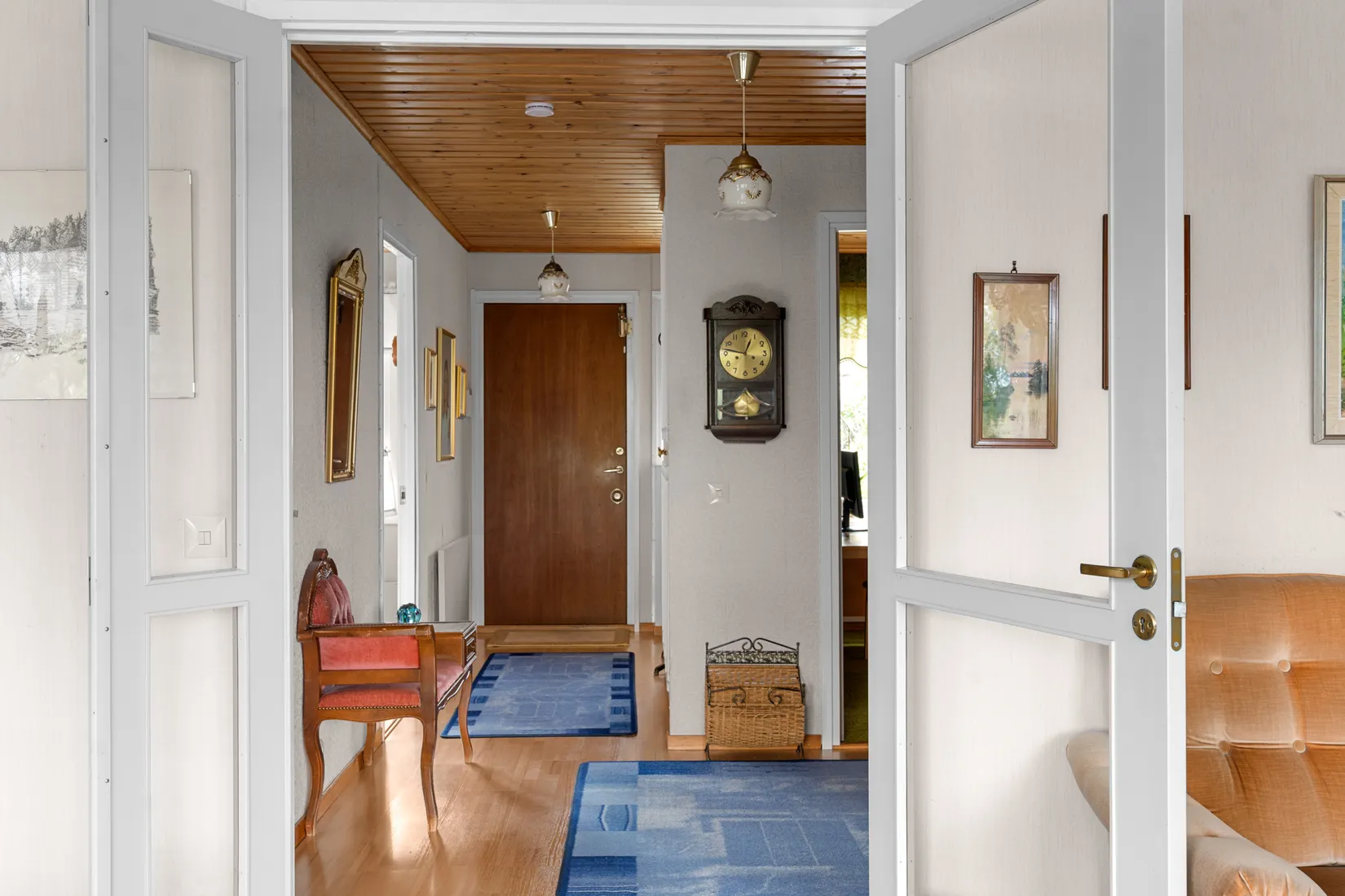 Radhus, Laxholmsbacken 16, Johannesdal - Vårberg, Stockholm