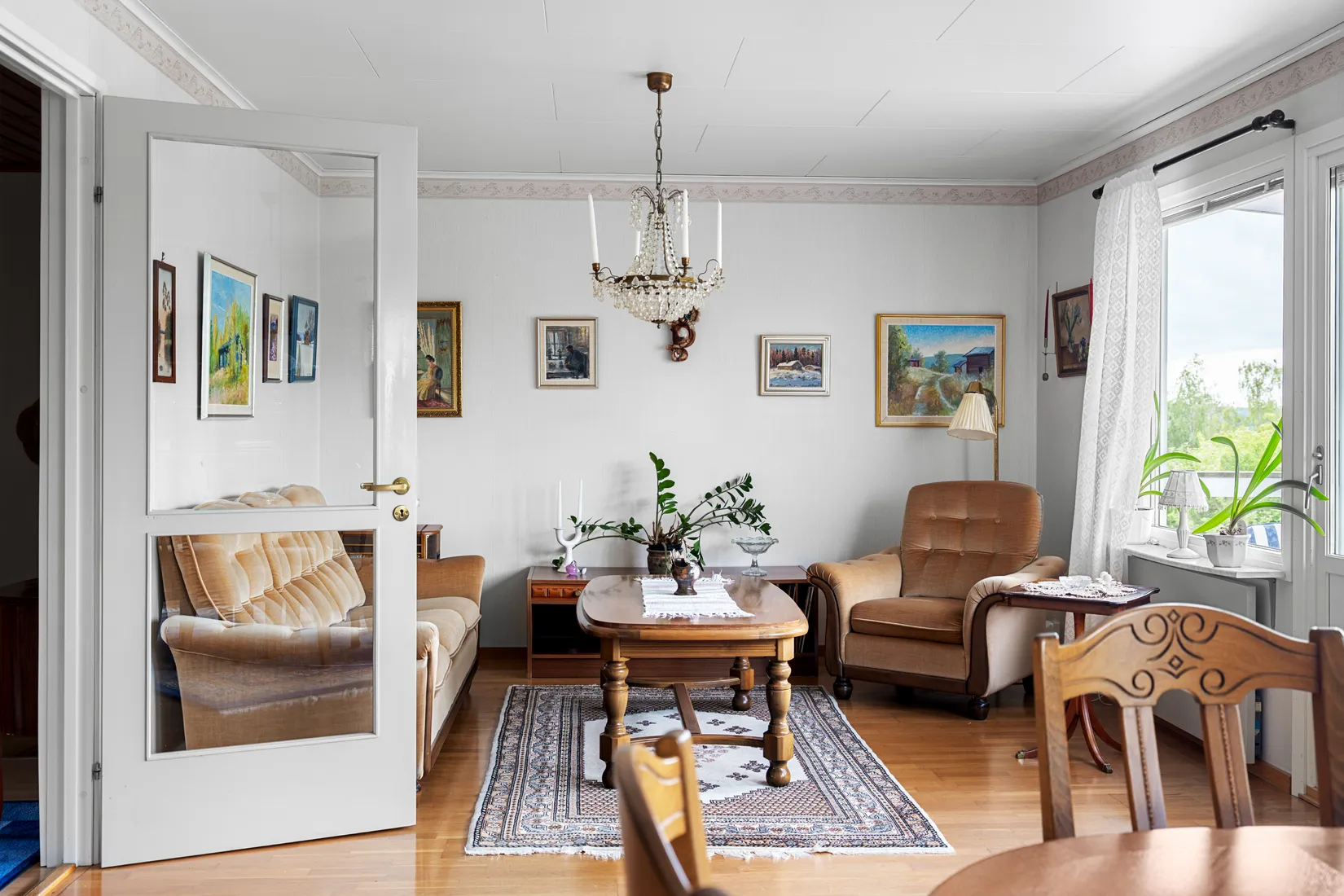 Radhus, Laxholmsbacken 16, Johannesdal - Vårberg, Stockholm