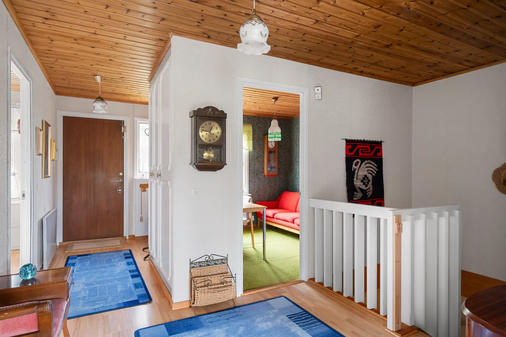 Radhus, Laxholmsbacken 16, Johannesdal - Vårberg, Stockholm
