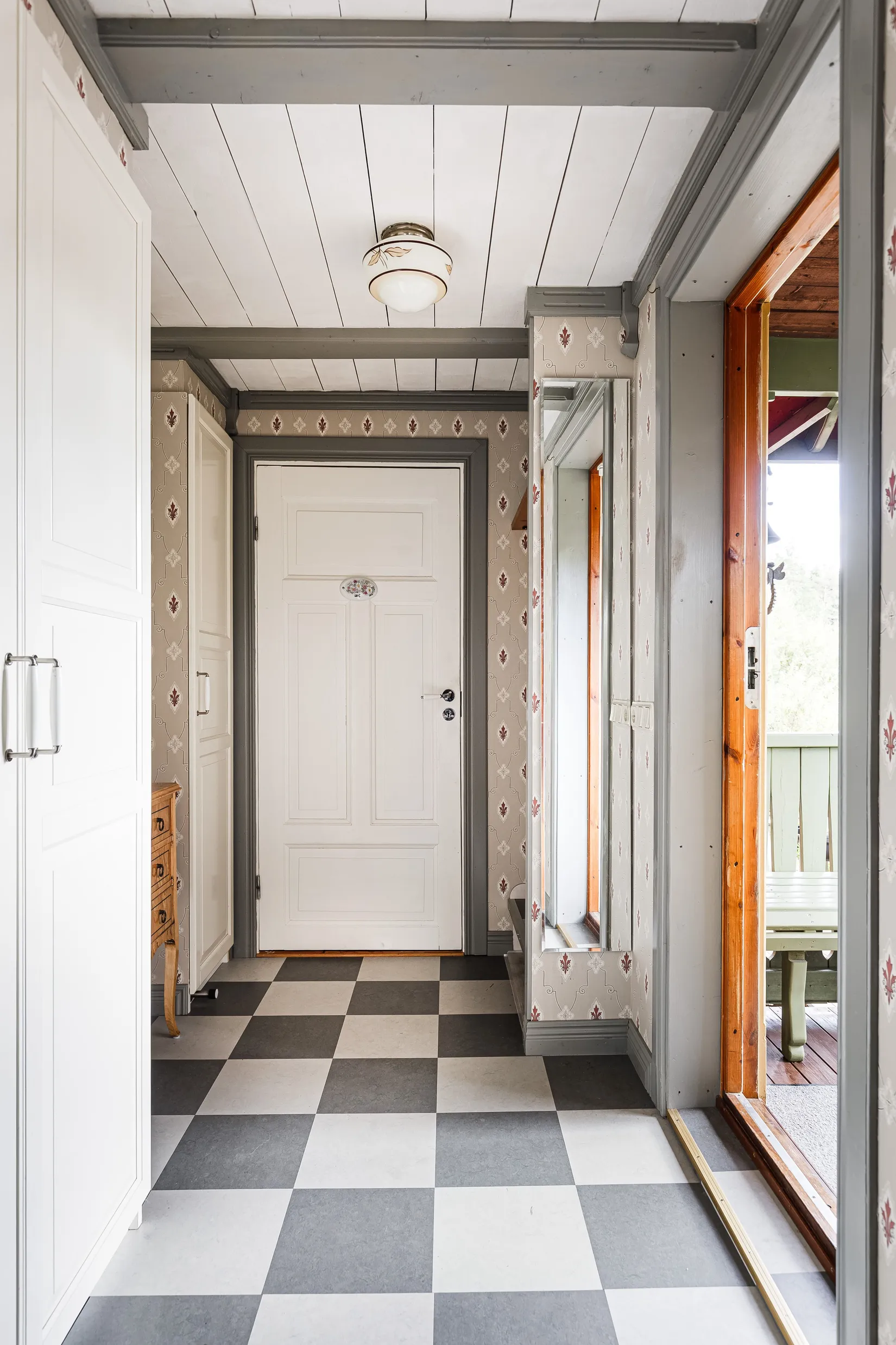 Villa, Björkevik Ljungbacken 1, Ydre
