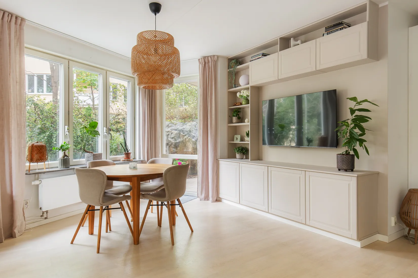 Bostadsrätt, Sandhamnsgatan 22, 2 tr, Gärdet, Stockholm