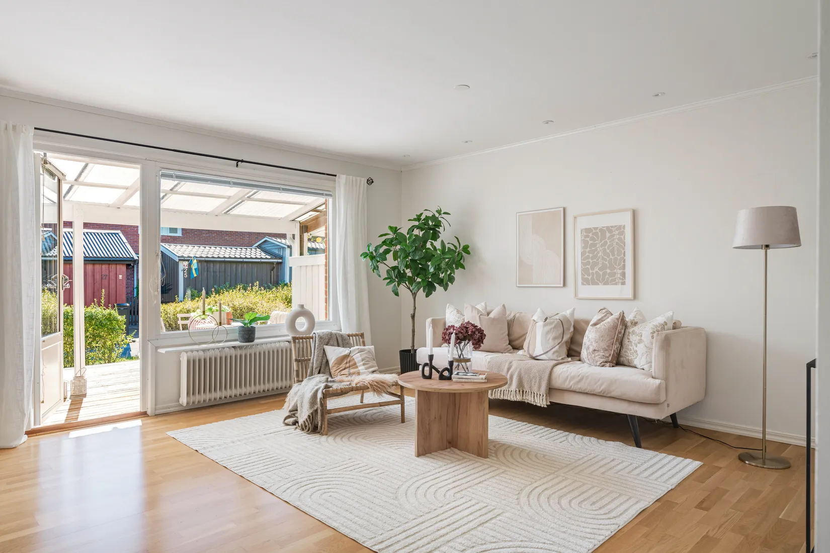 Radhus, Uranusvägen 5, Skälby, Järfälla