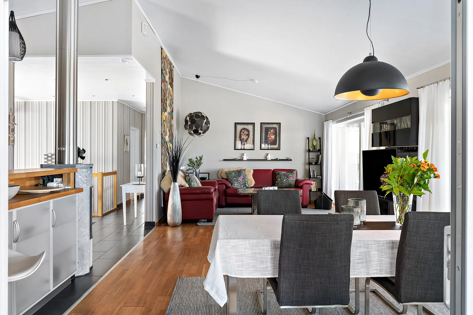 Villa, Tåbergsvägen 98,  Utby, Uddevalla