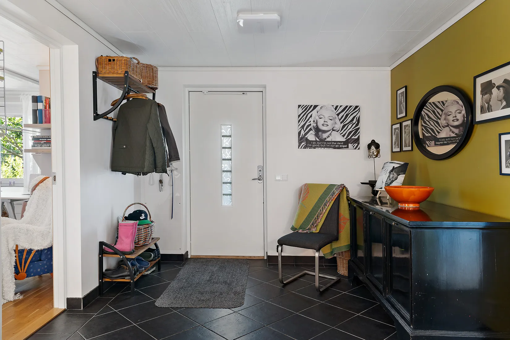 Villa, Tåbergsvägen 98,  Utby, Uddevalla