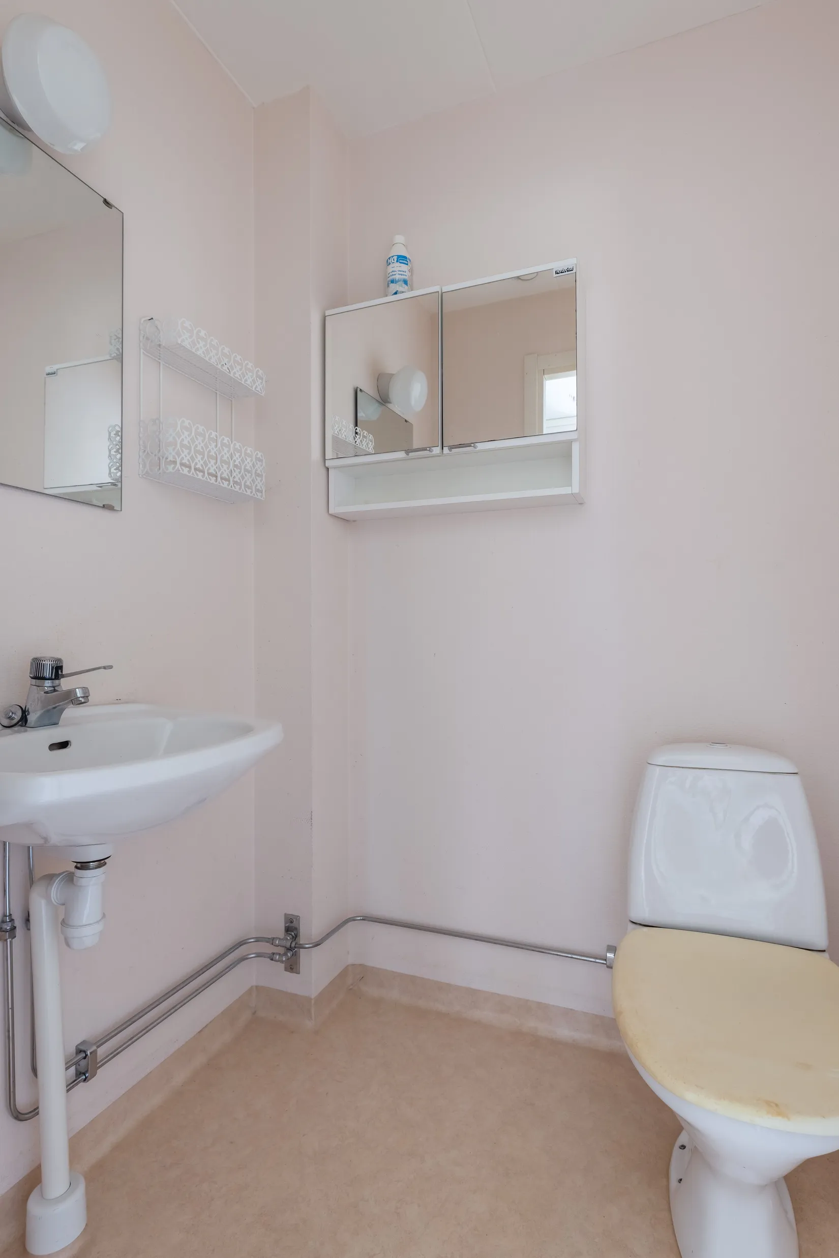Bostadsrätt, Skogsbacken 22, Hånåkni, Mora
