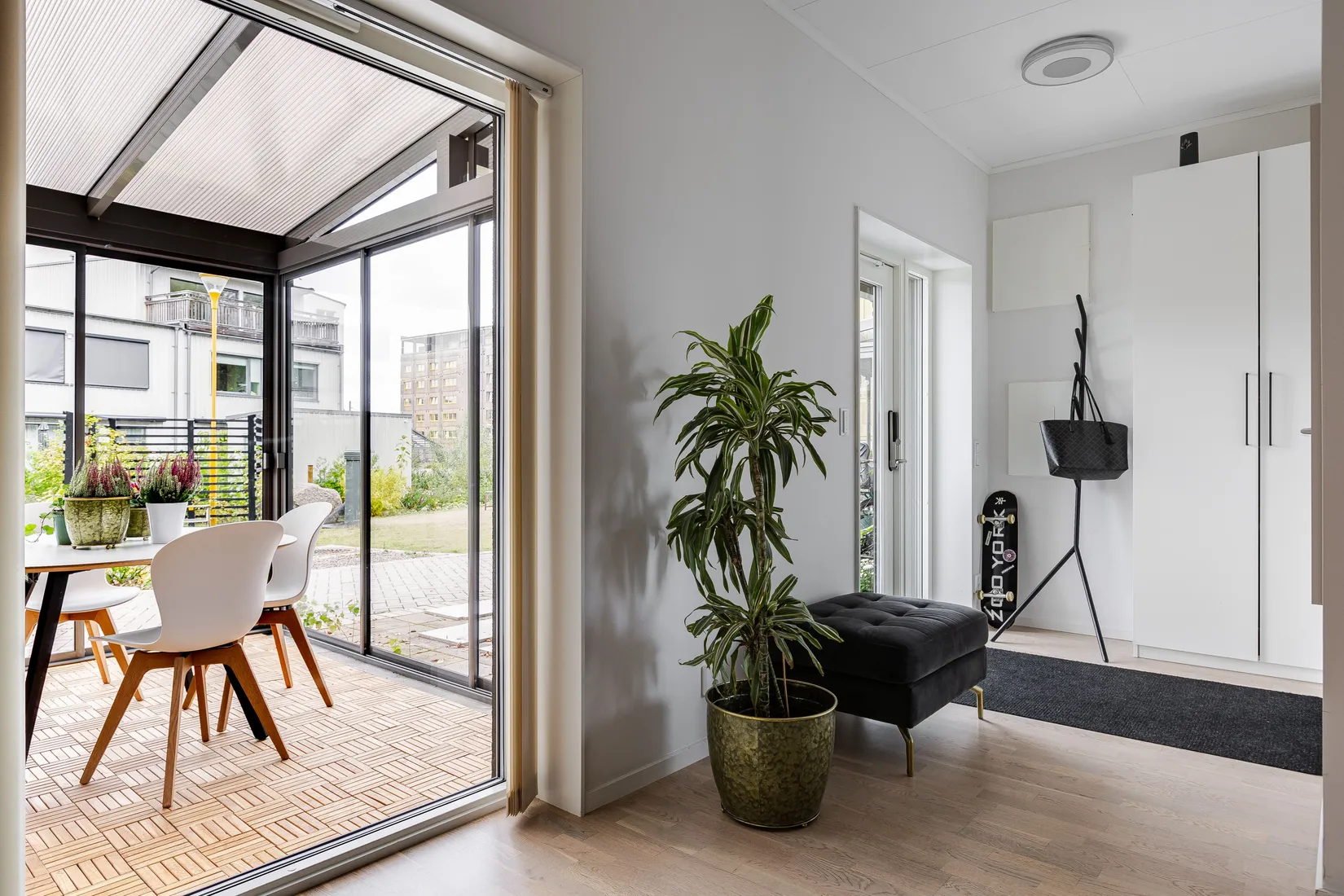 Radhus, Uppfinnargränd 14, Vallastaden, Linköping