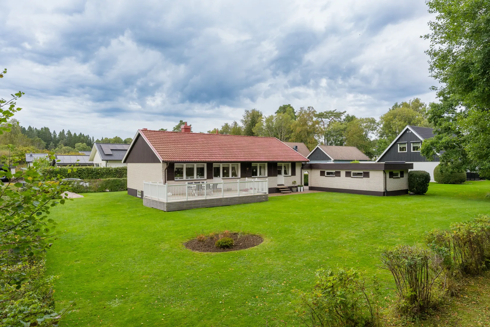 Villa, Finkgatan 15, Brämhult, Borås