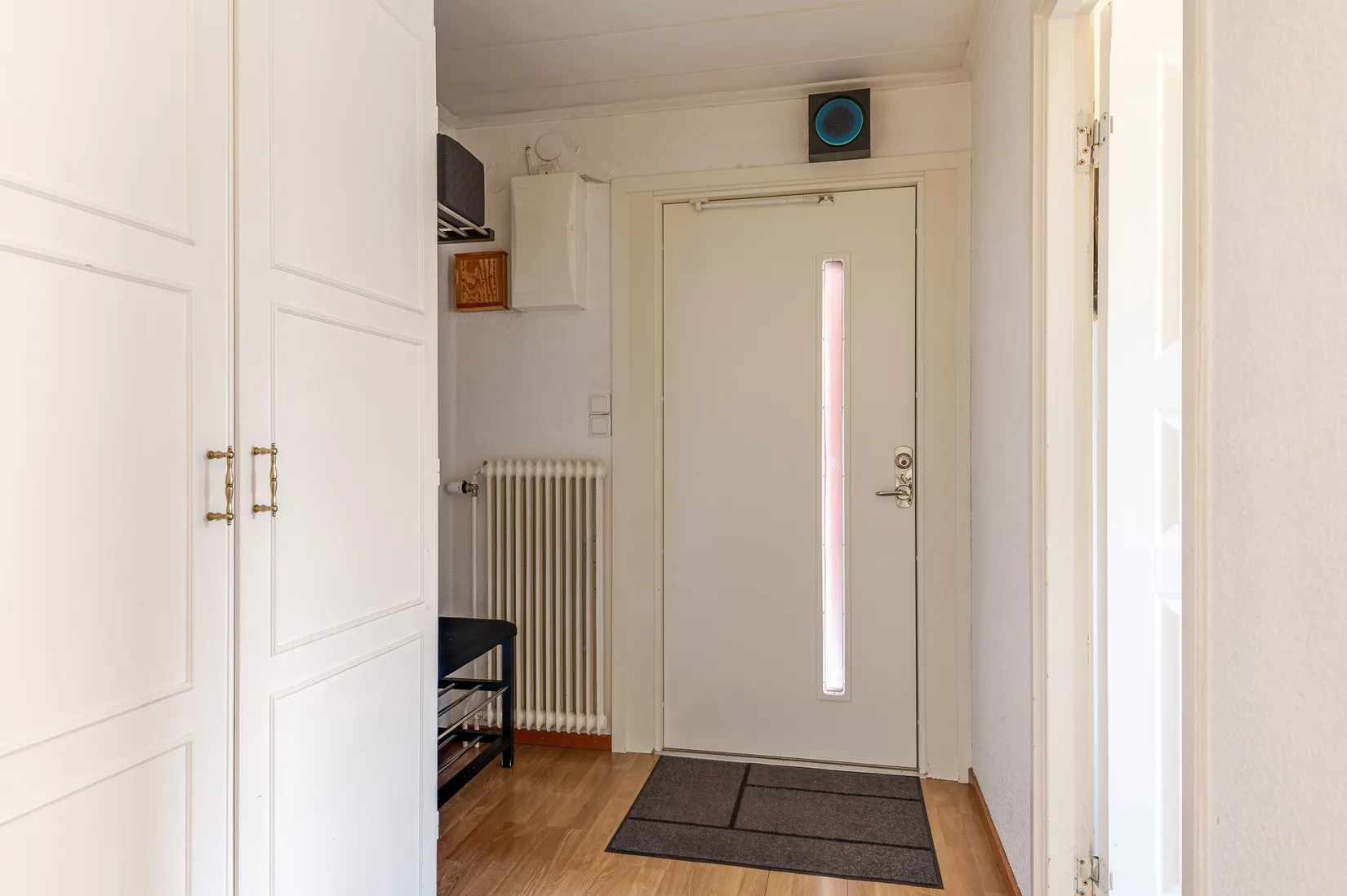 Radhus, Almgatan 11B, Lundby, Mjölby