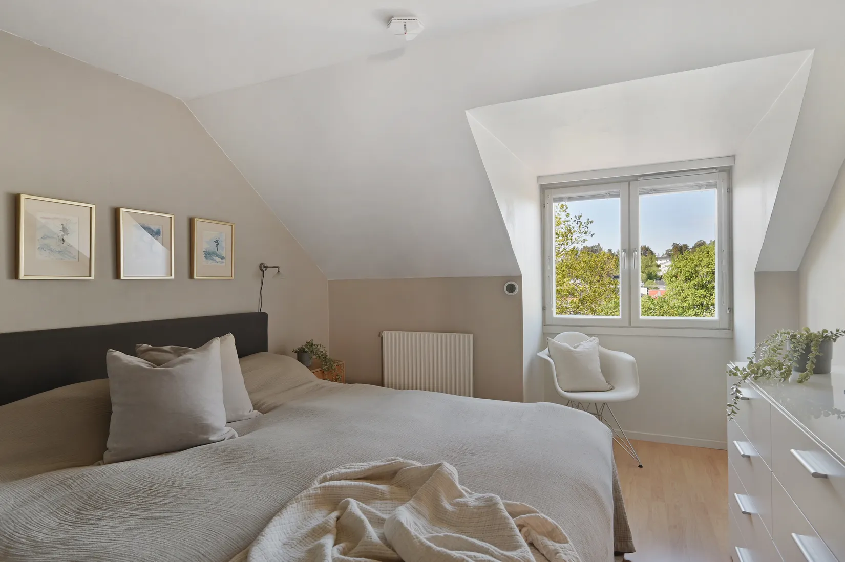 Radhus, Travarvägen 19, Jakobsberg, Järfälla
