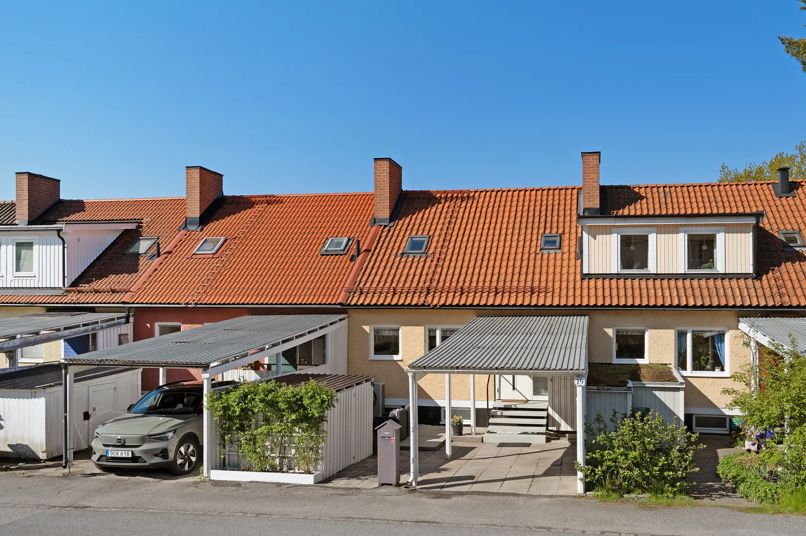 Radhus, Travarvägen 19, Jakobsberg, Järfälla