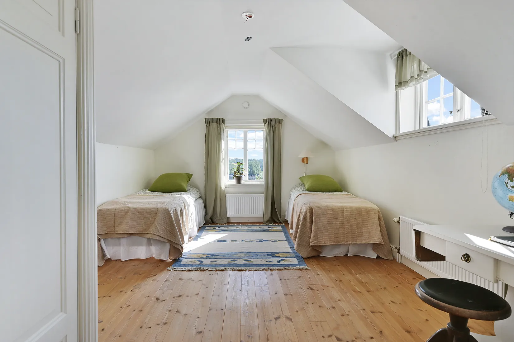Villa, Tutta uddsvägen 3, Färingsö Skå, Ekerö