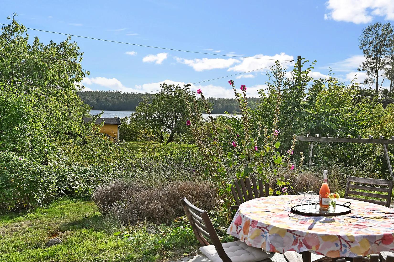 Villa, Tutta uddsvägen 3, Färingsö Skå, Ekerö