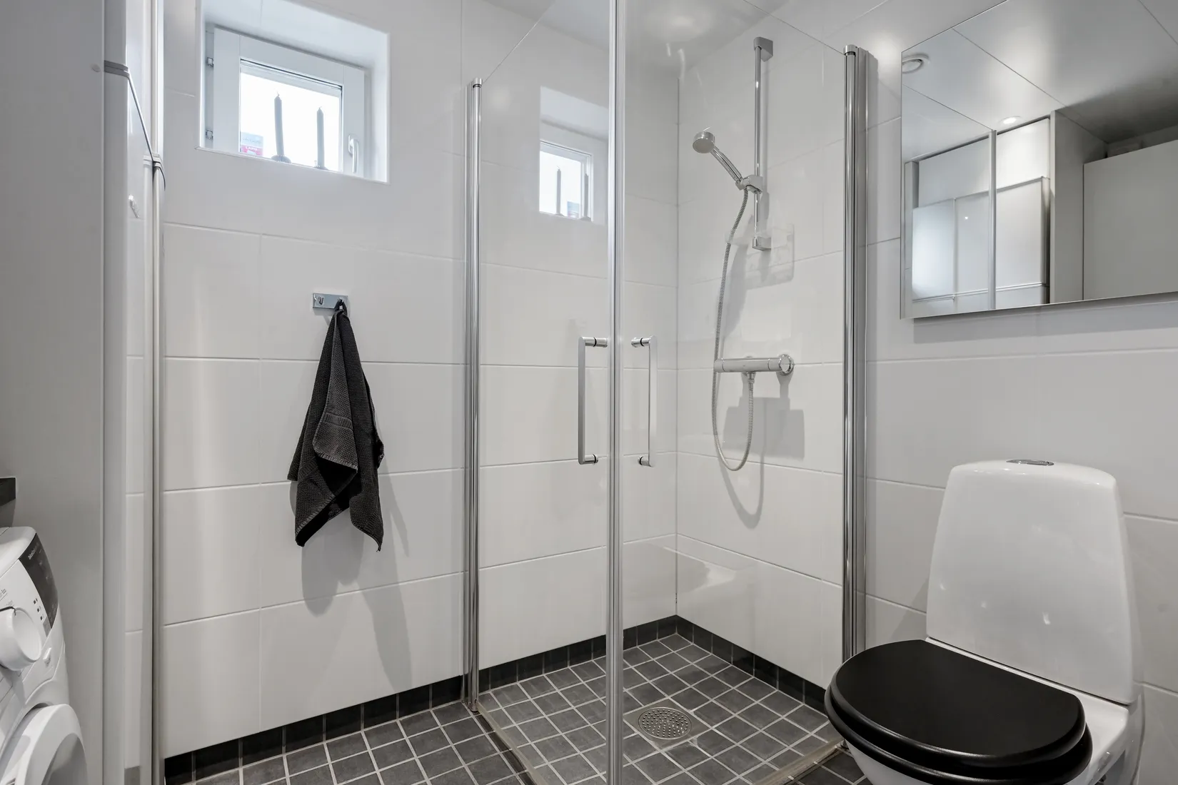 Radhus, Vällstavägen 9, Eds Allé, Upplands Väsby