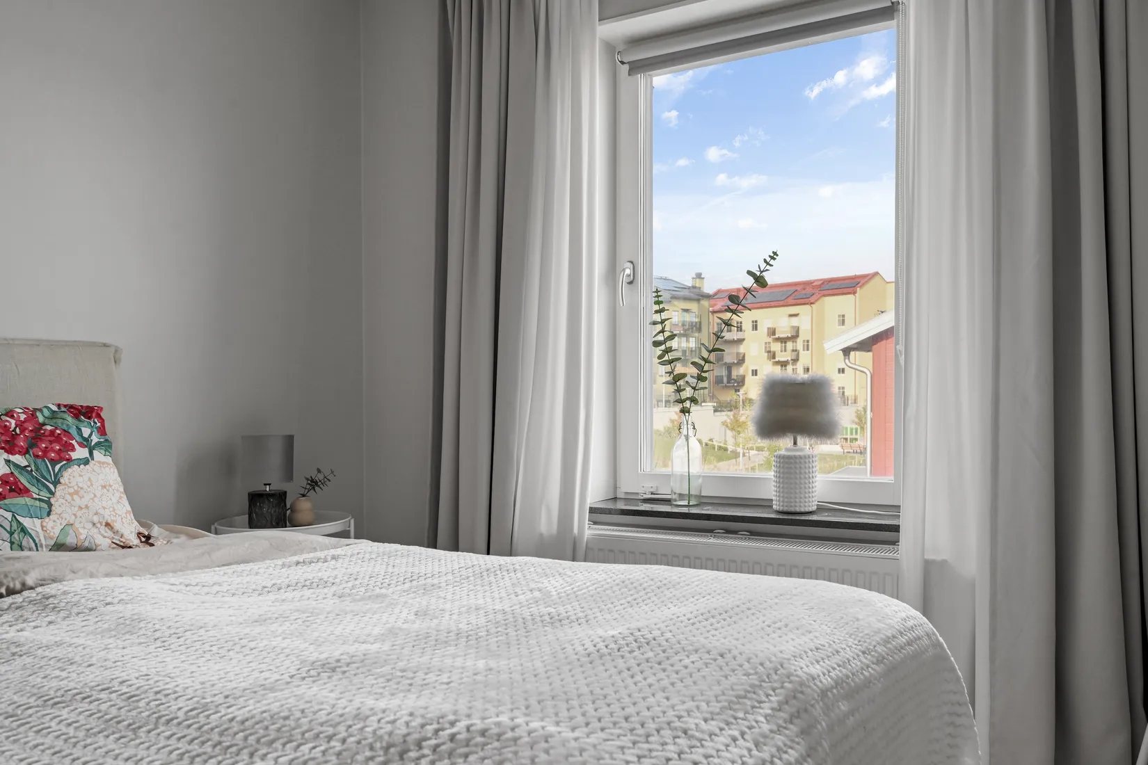 Radhus, Vällstavägen 9, Eds Allé, Upplands Väsby