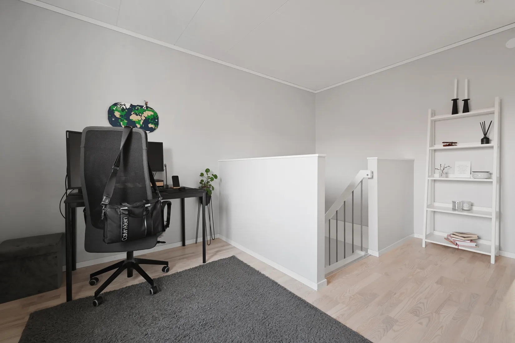 Radhus, Vällstavägen 9, Eds Allé, Upplands Väsby