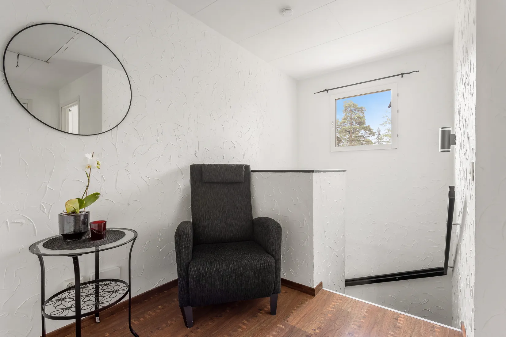 Radhus, Hasselnötsvägen 14, Viksjö Hummelmora, Järfälla