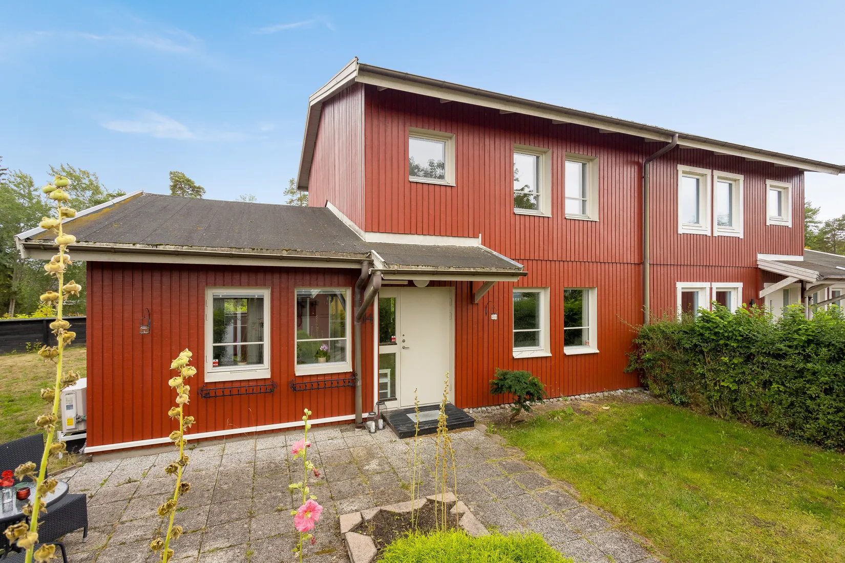 Radhus, Hasselnötsvägen 14, Viksjö Hummelmora, Järfälla
