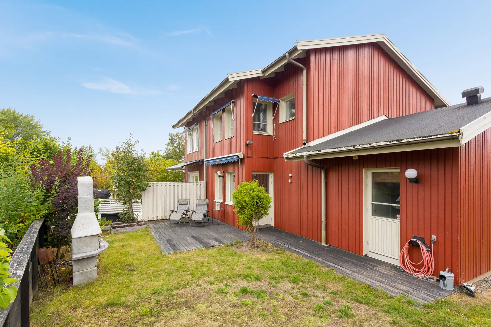 Radhus, Hasselnötsvägen 14, Viksjö Hummelmora, Järfälla