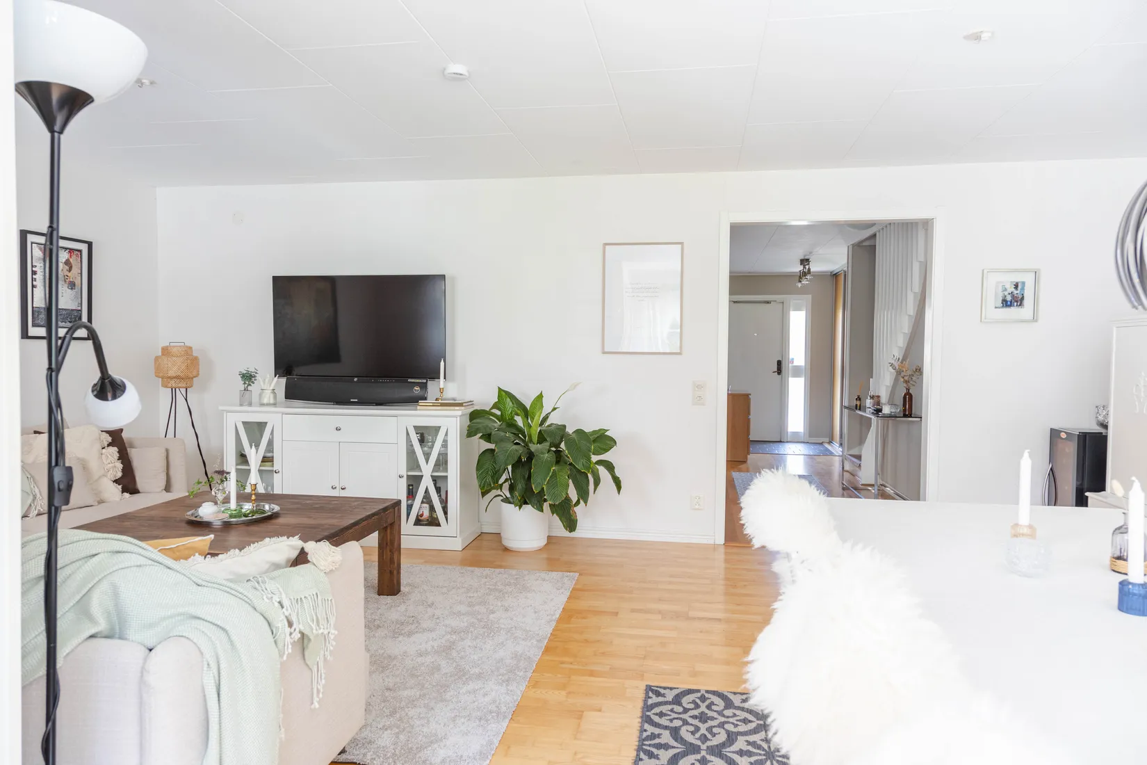 Radhus, Snödroppsvägen 16, Gryta, Västerås