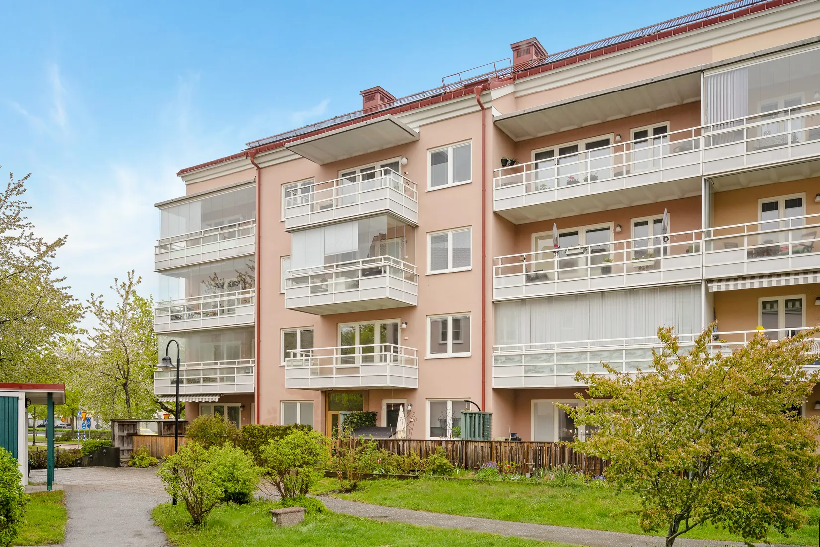 Bostadsrätt, Liljeörnsgränd 9, 2 tr, Hässelby Lövsta Allé, Stockholm