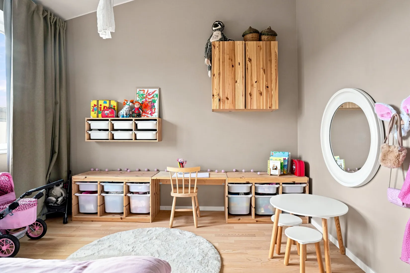 Radhus, Vitmossvägen 16, Lindbacken, Uppsala