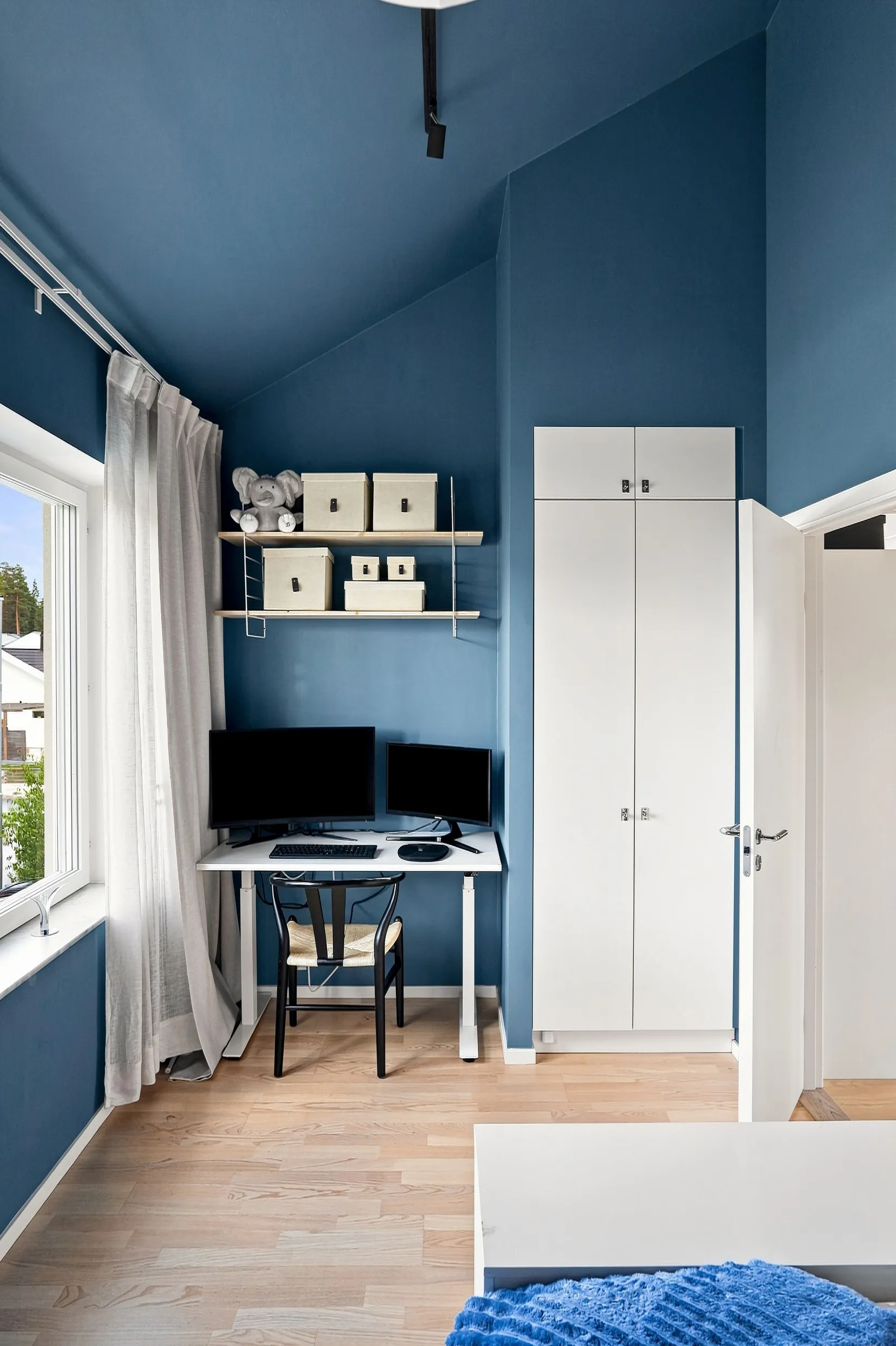 Radhus, Vitmossvägen 16, Lindbacken, Uppsala