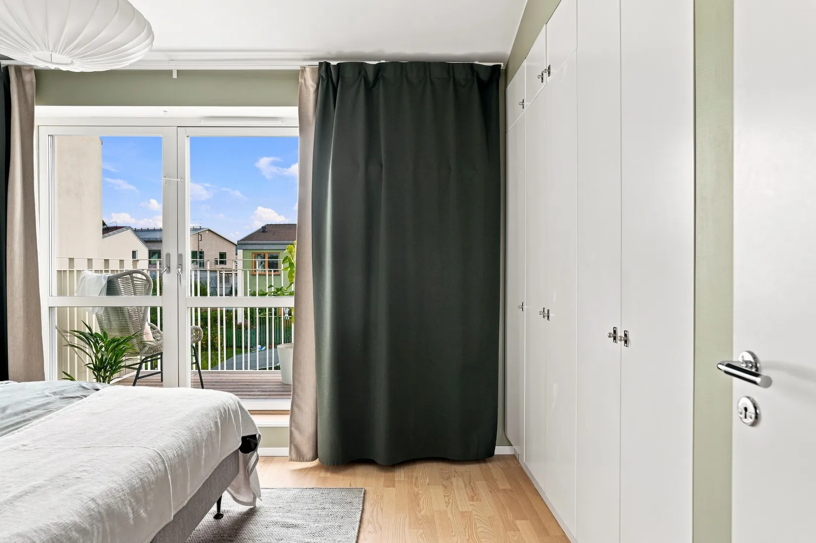 Radhus, Vitmossvägen 16, Lindbacken, Uppsala