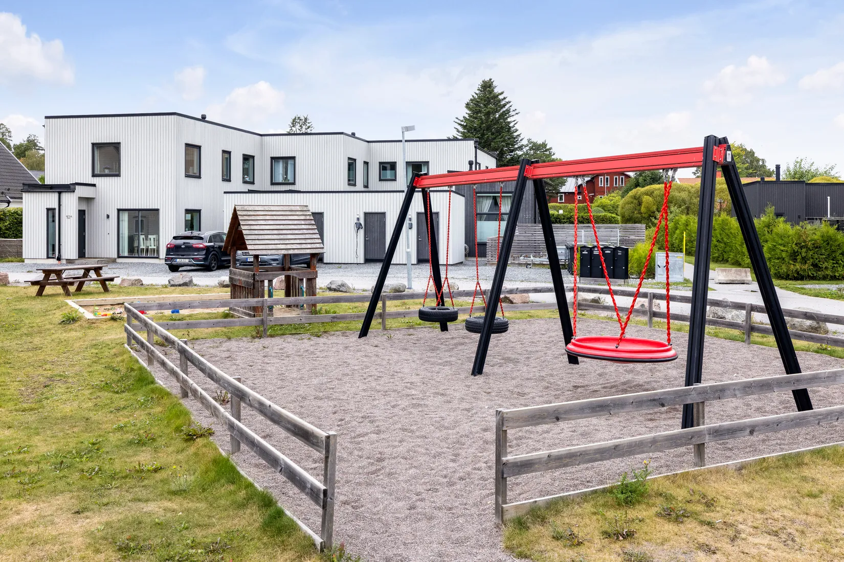 Radhus, Myntvägen 23A, Sigtuna - Munkholmen, Sigtuna