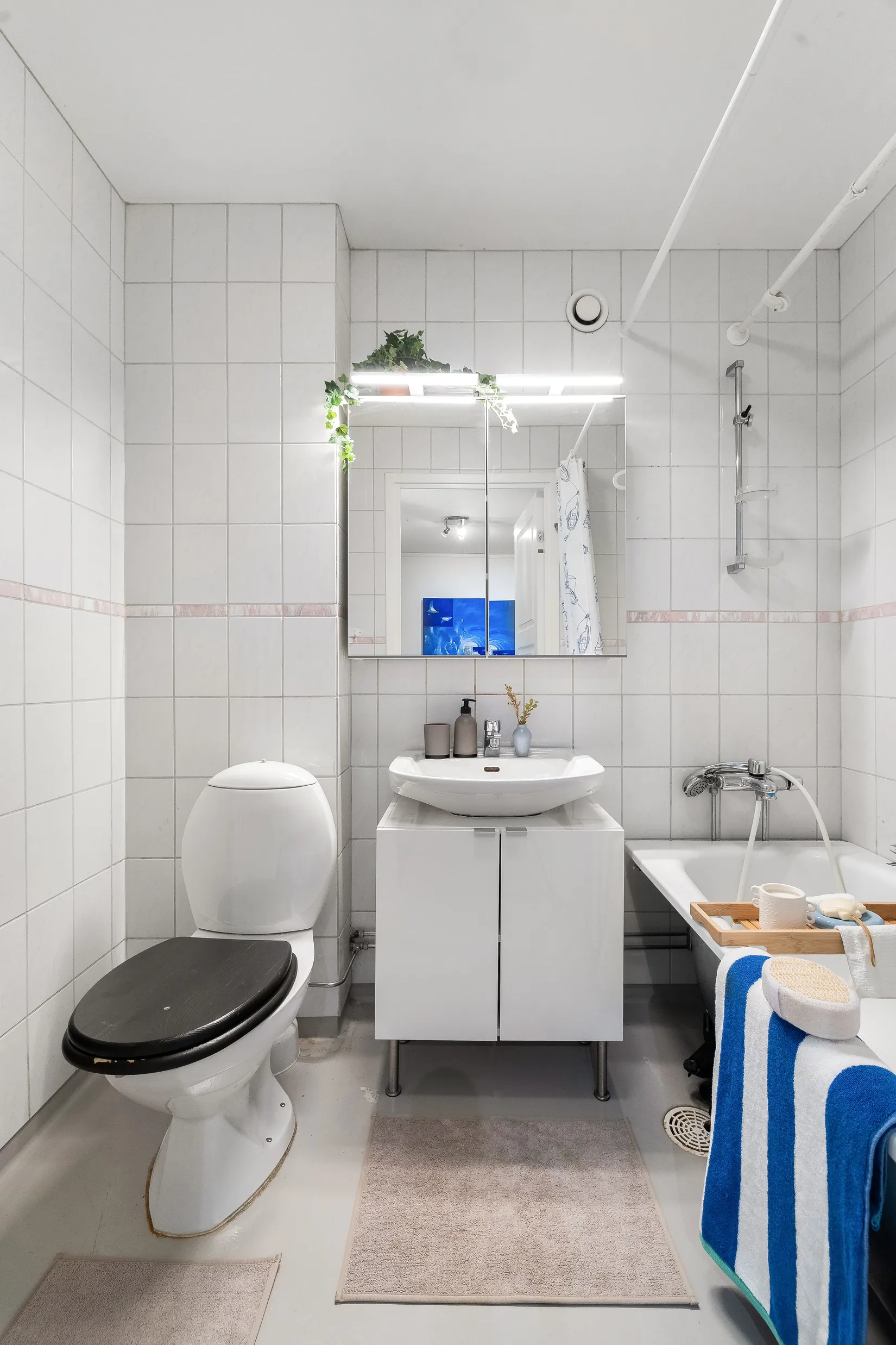 Radhus, Tallåsvägen 58, Kragstalund, Vallentuna