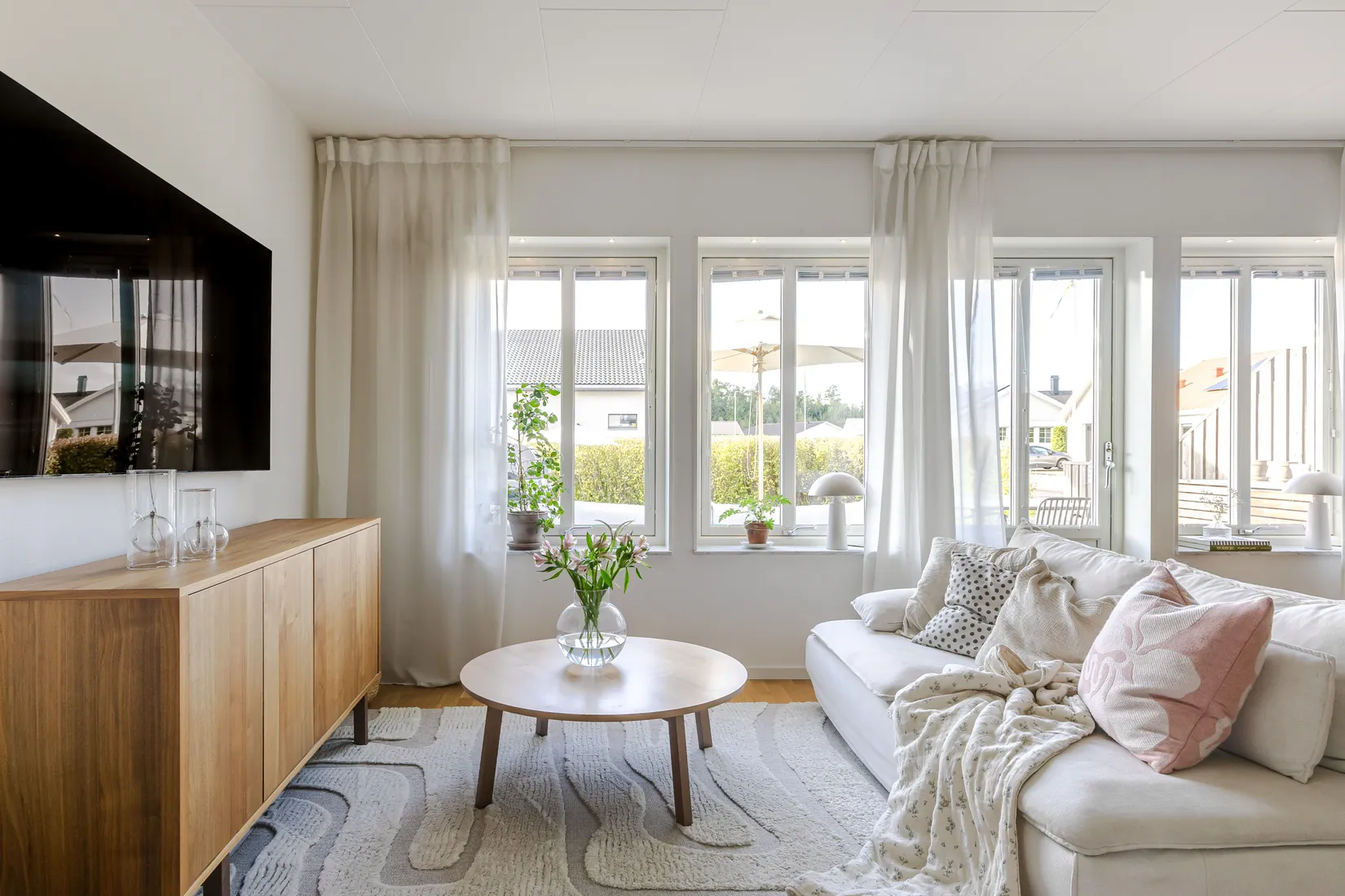 Radhus, Porfyrvägen 11A, Bråstorp, Motala