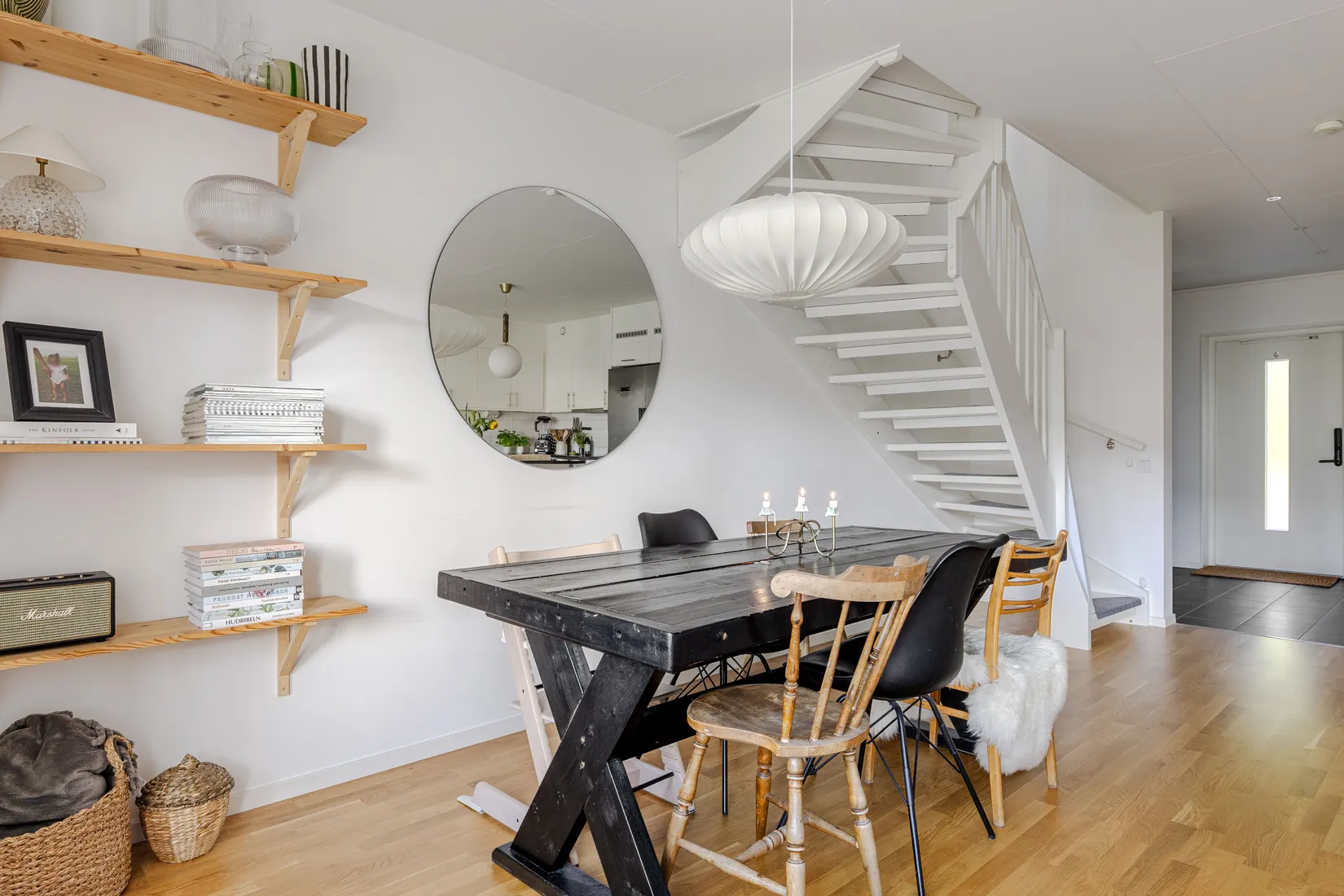 Radhus, Porfyrvägen 11A, Bråstorp, Motala