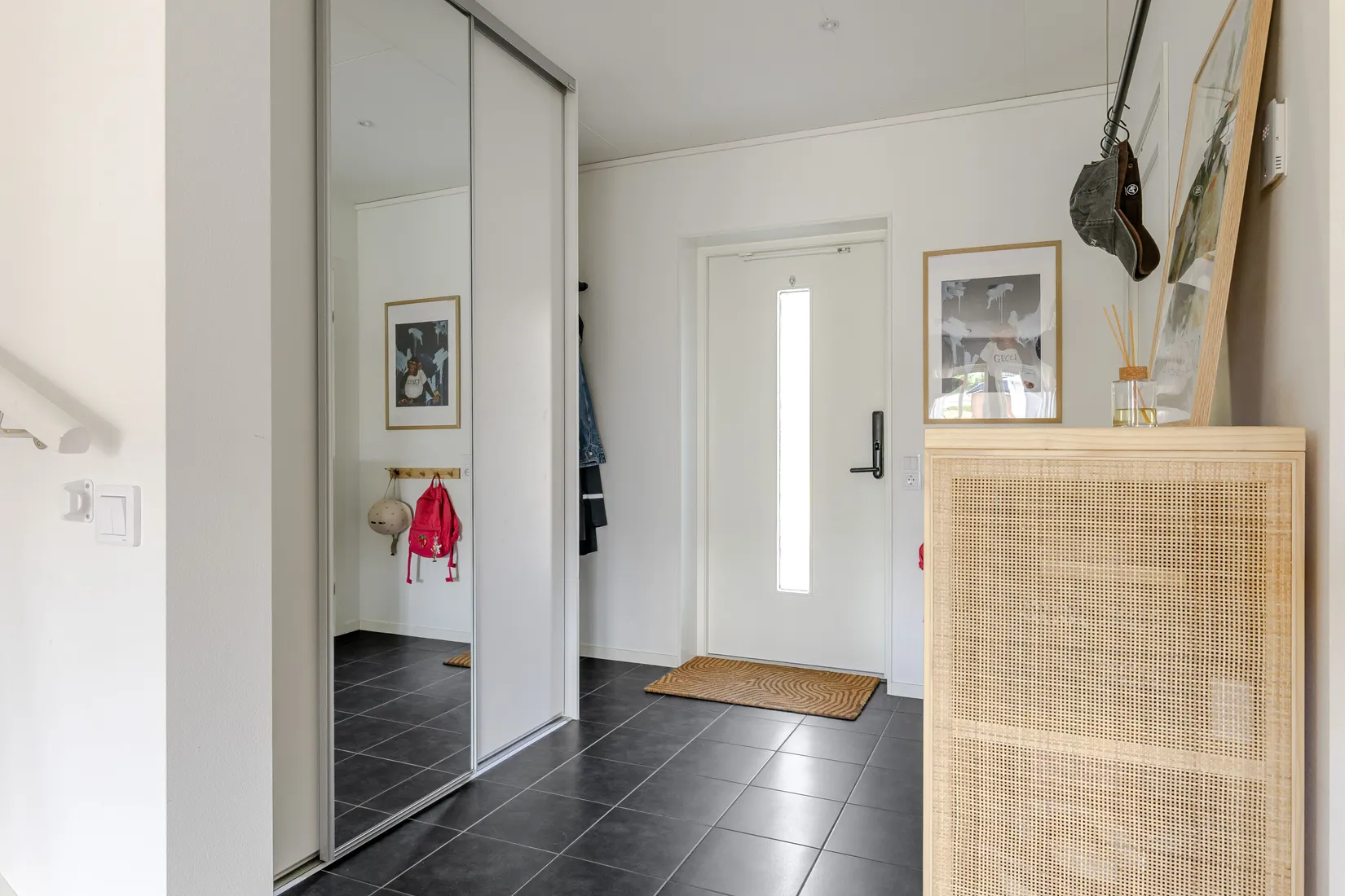 Radhus, Porfyrvägen 11A, Bråstorp, Motala