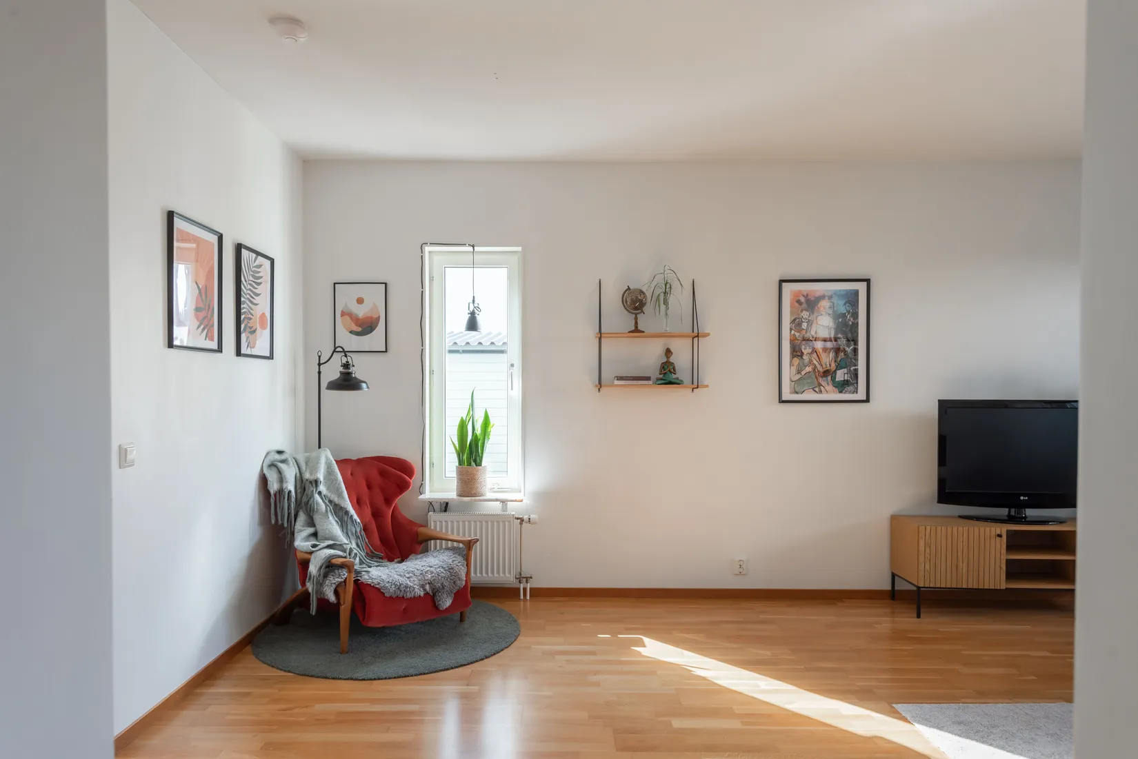 Bostadsrätt, Landbotorpsallén 15B, Ladugårdsängen, Örebro