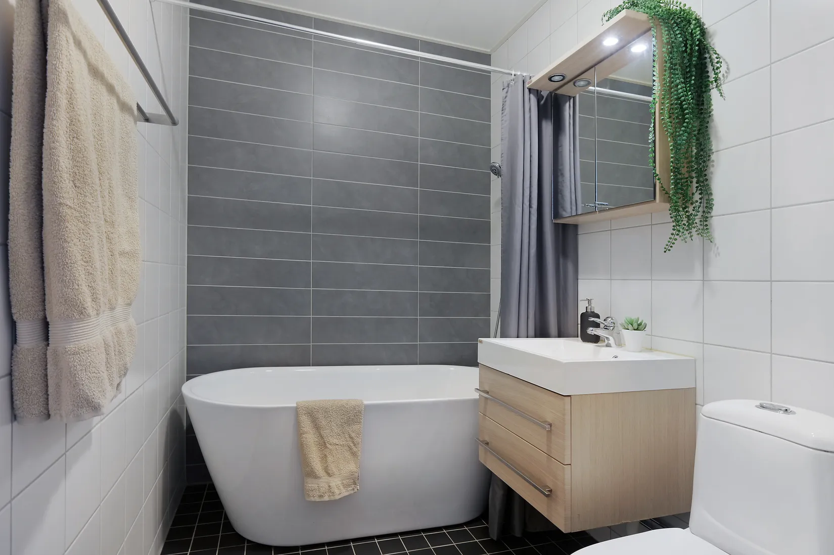 Radhus, Nidarosslingan 72, Skälby, Järfälla