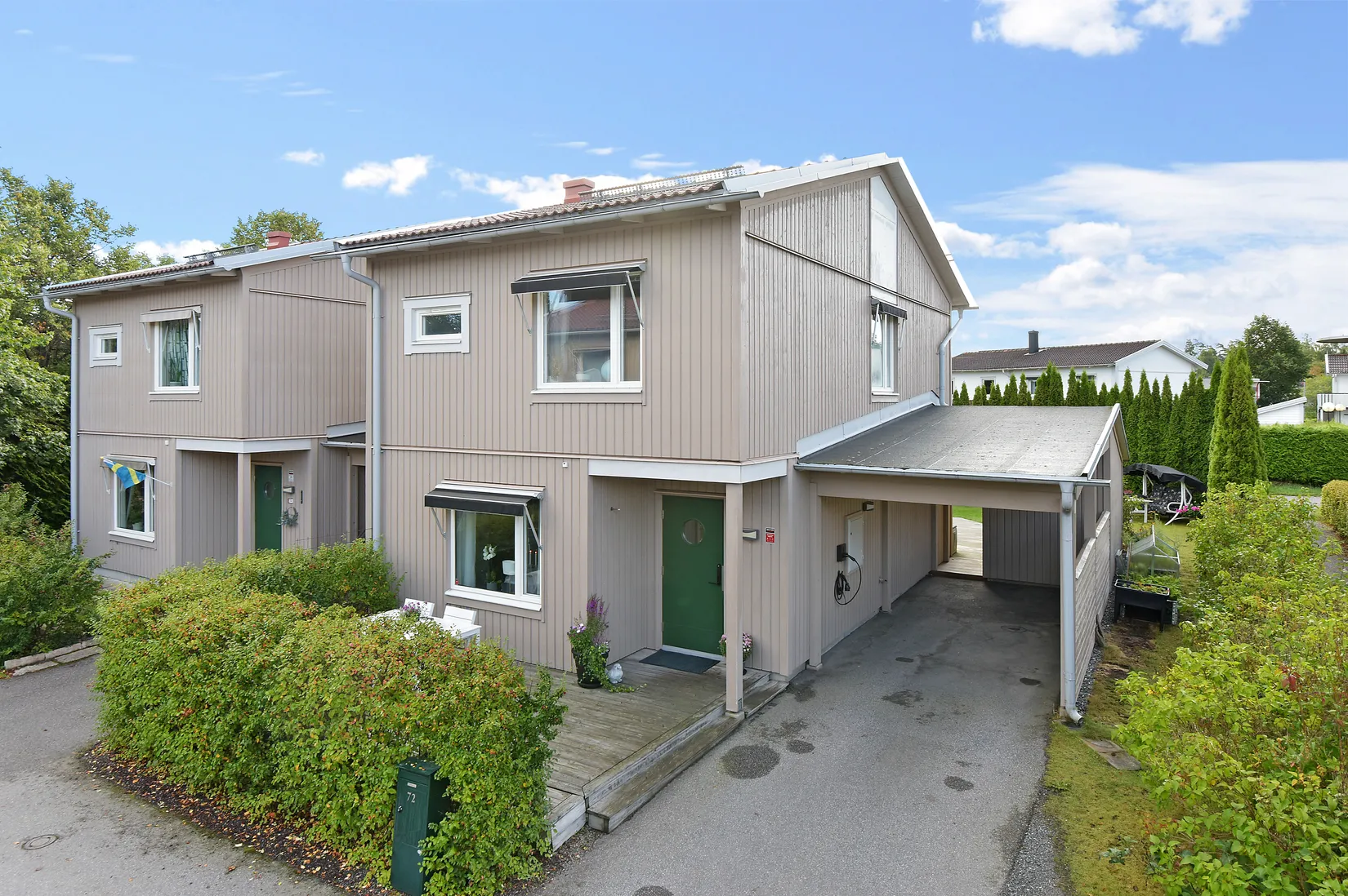 Radhus, Nidarosslingan 72, Skälby, Järfälla