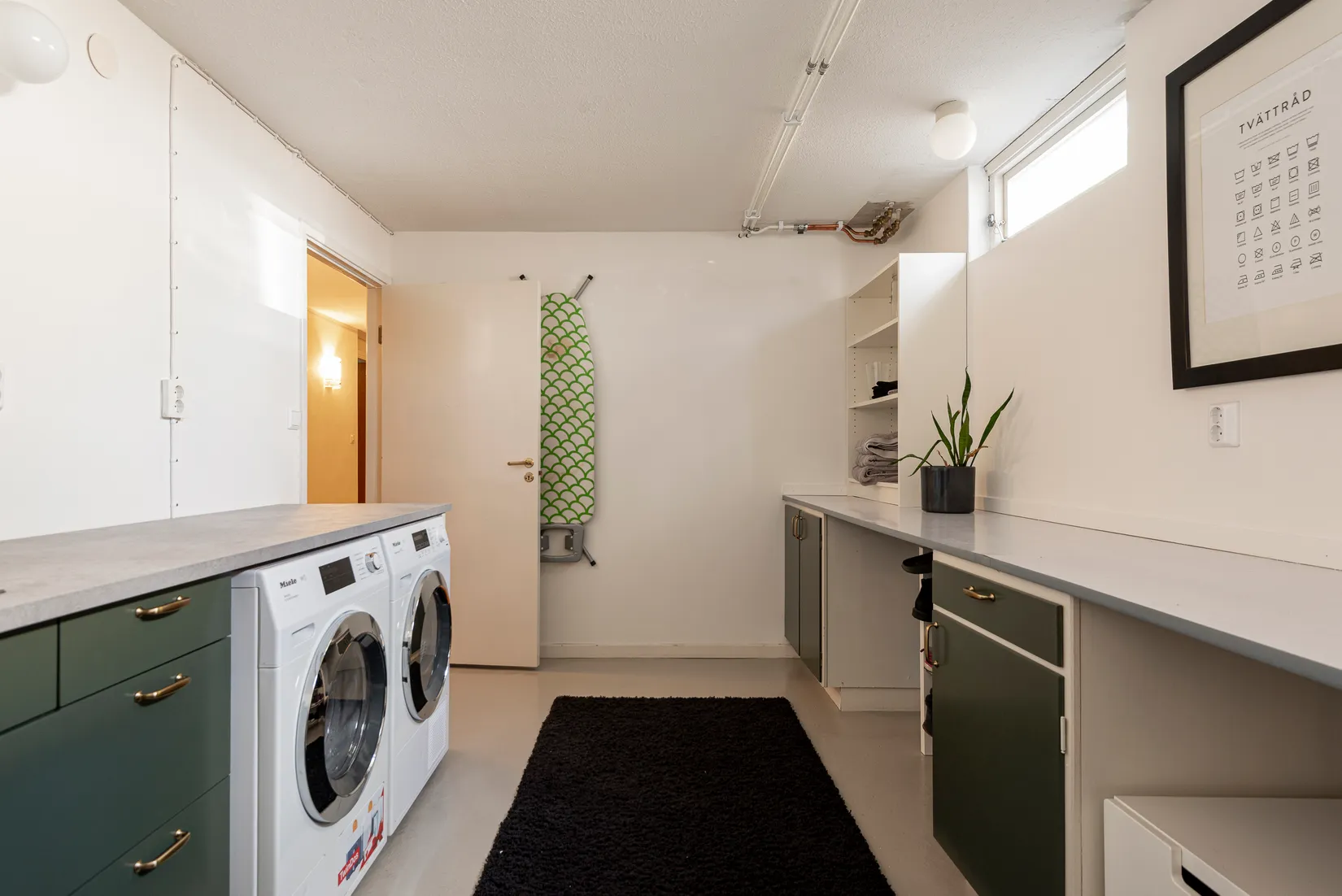 Villa, Höjdhoppargatan 12, Rönnby, Västerås