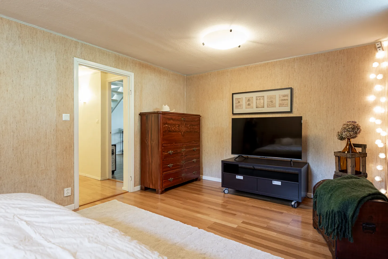 Villa, Höjdhoppargatan 12, Rönnby, Västerås