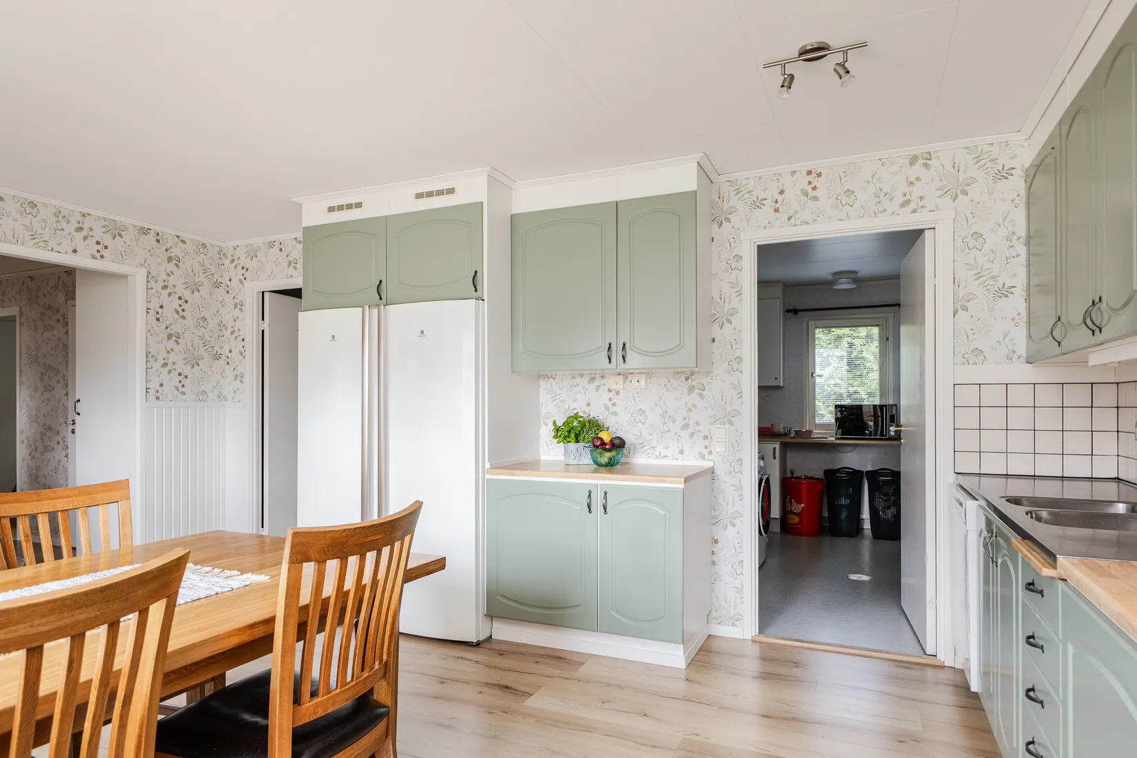 Villa, Åbyvägen 18, Övergran, Håbo