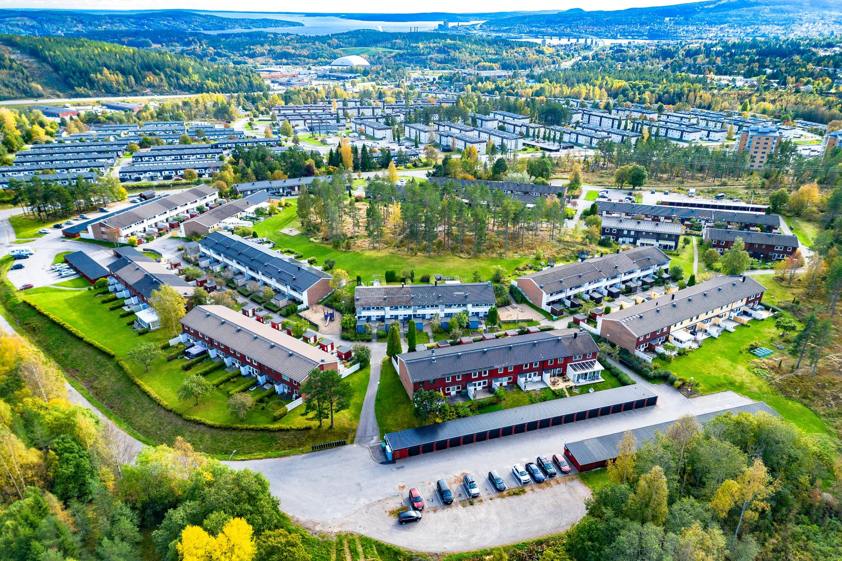 Radhus, Jaktfalksvägen 44, Bosvedjan, Sundsvall