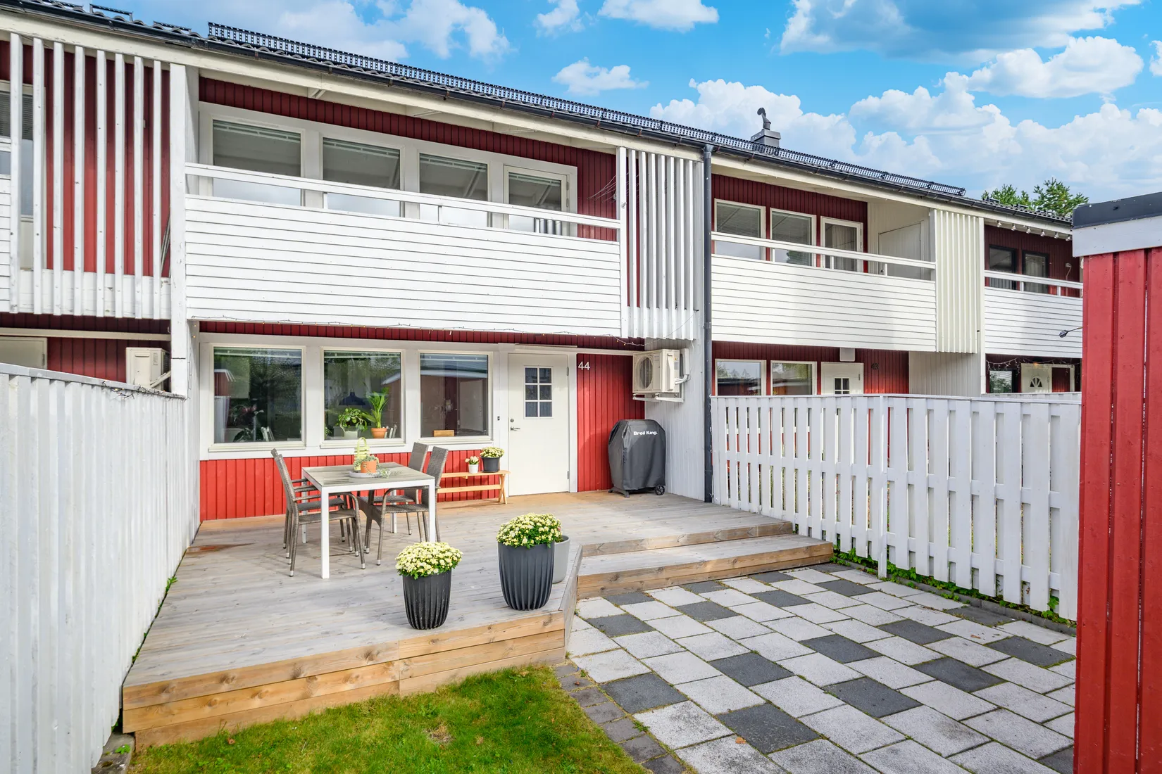 Radhus, Jaktfalksvägen 44, Bosvedjan, Sundsvall