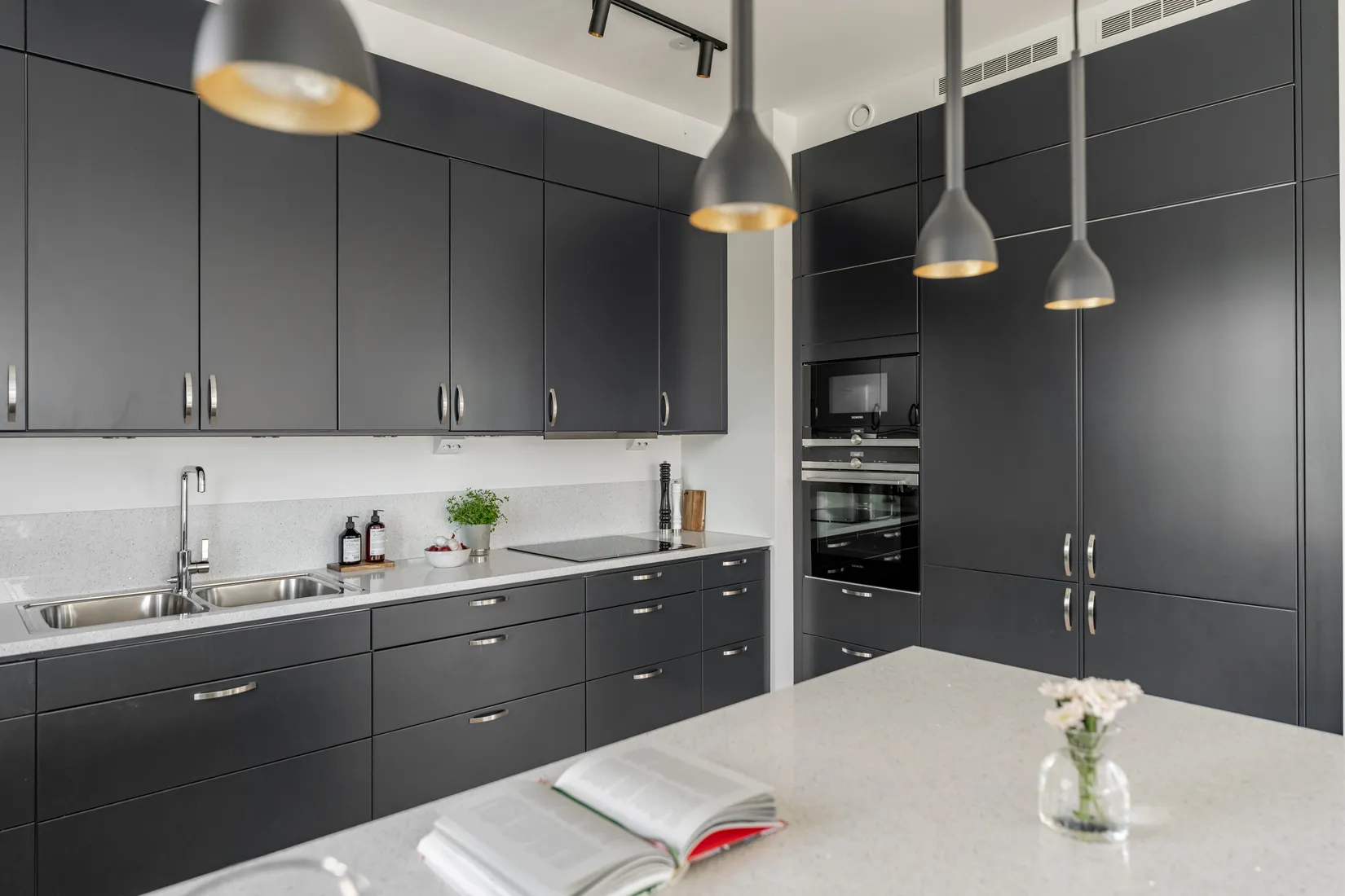 Bostadsrätt, Råsundavägen 101C, Vån 5, Gamla Råsunda, Solna