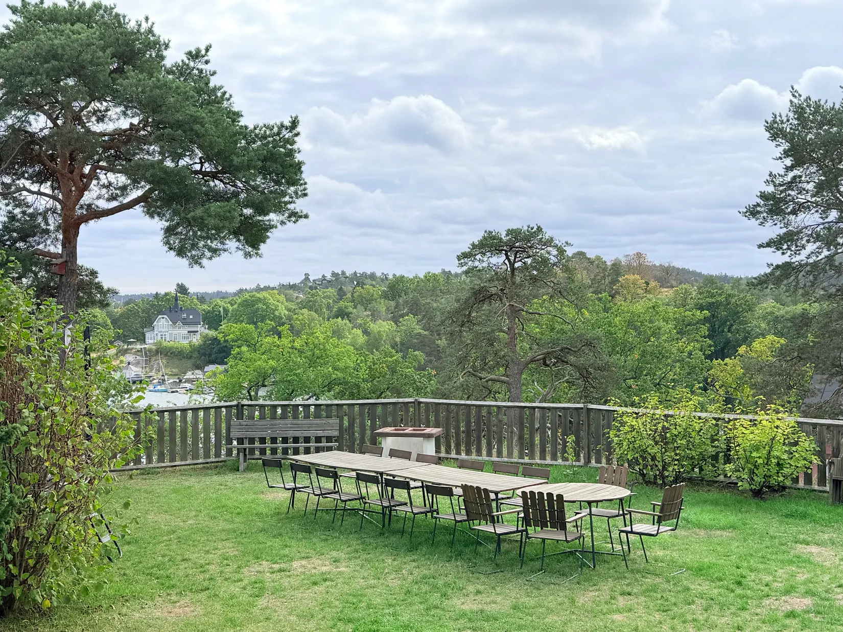 Radhus, Berguddsvägen 23, Baggensudden, Nacka