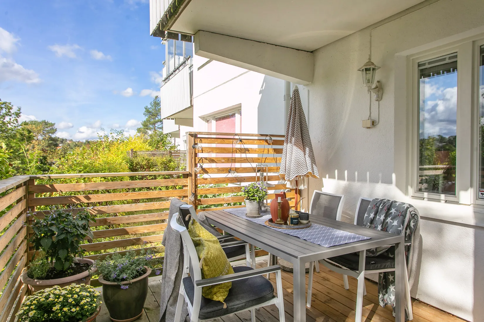 Radhus, Berguddsvägen 23, Baggensudden, Nacka