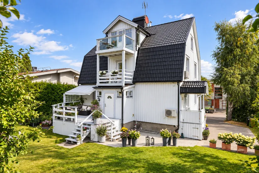 Villa, Enköpingsgatan 7, Hemdal, Västerås