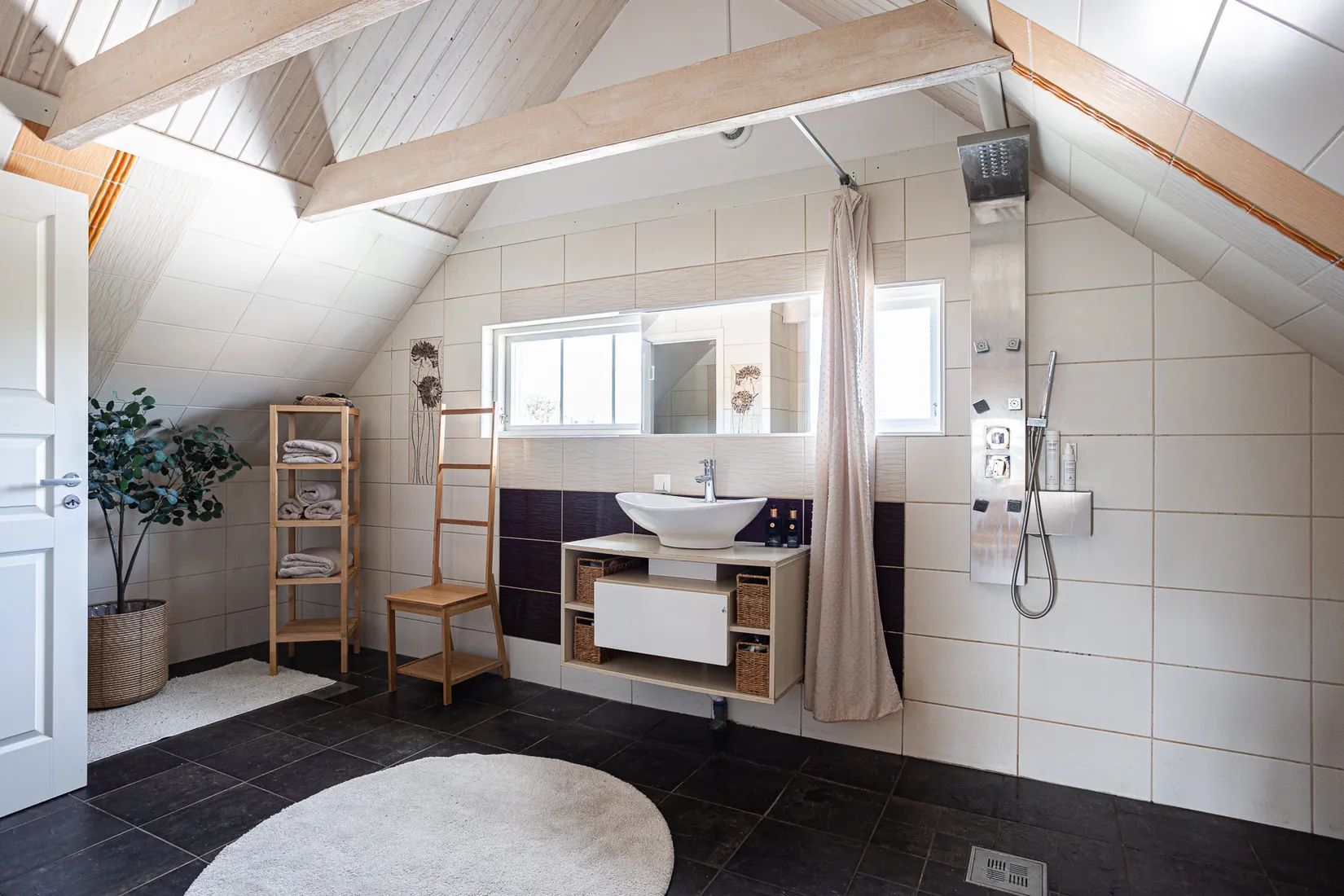 Villa, Enköpingsgatan 7, Hemdal, Västerås