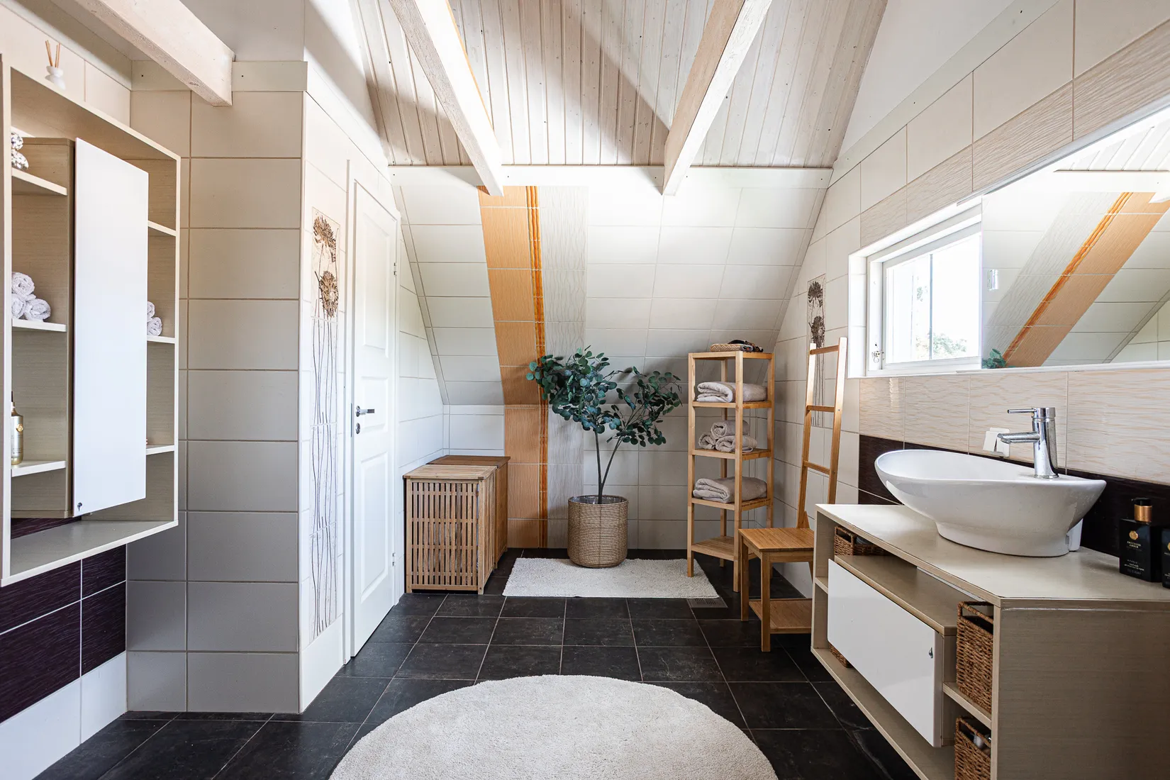 Villa, Enköpingsgatan 7, Hemdal, Västerås