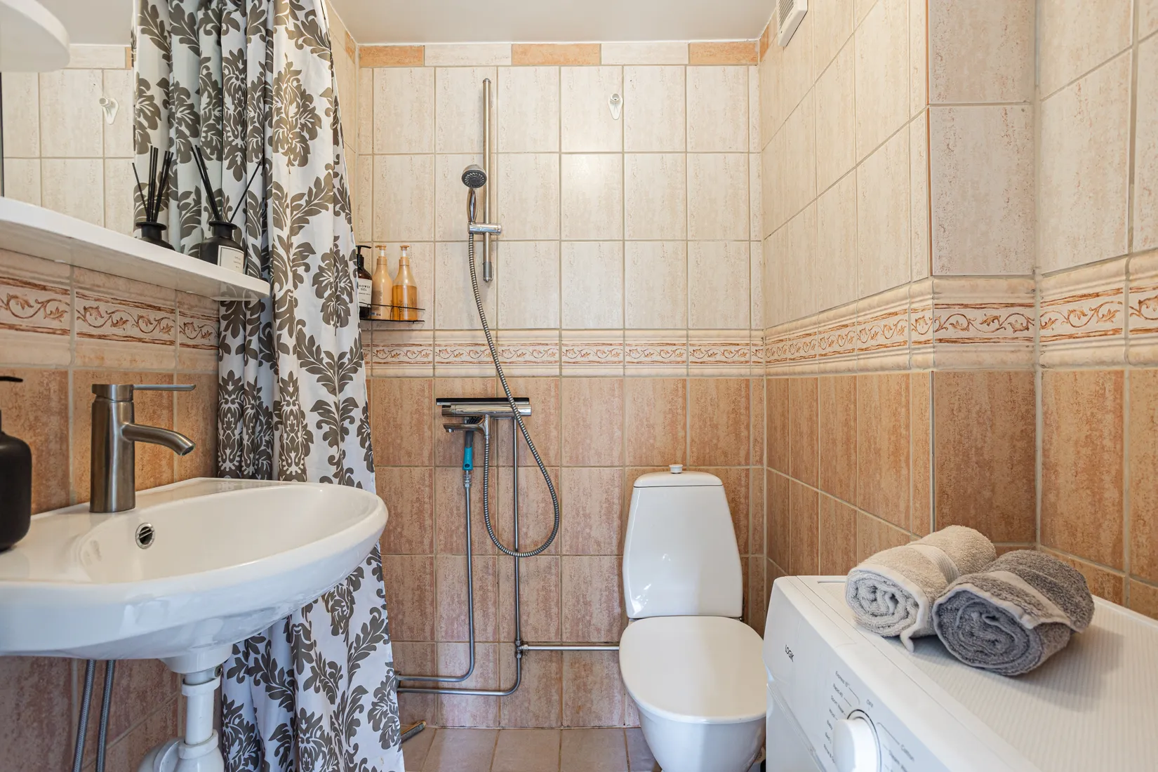 Villa, Enköpingsgatan 7, Hemdal, Västerås