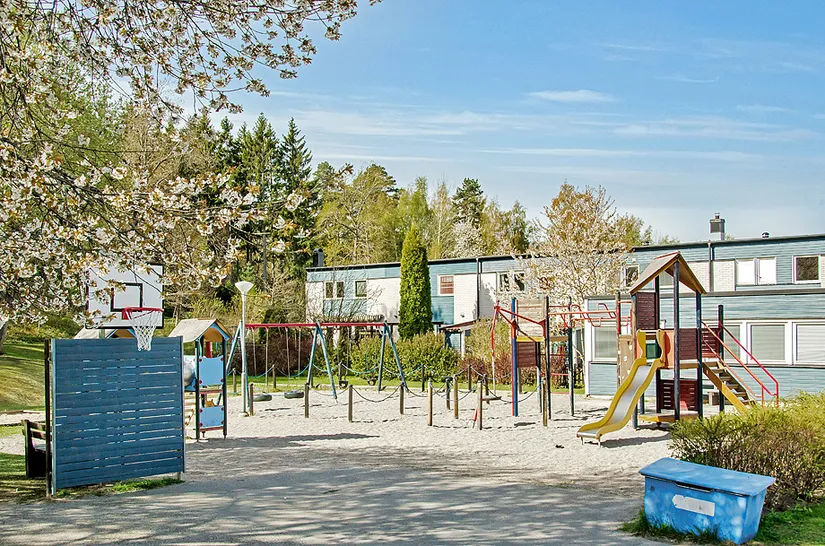 Radhus, Knalleborgsvägen 16F, Ekerö Knalleborg, Ekerö